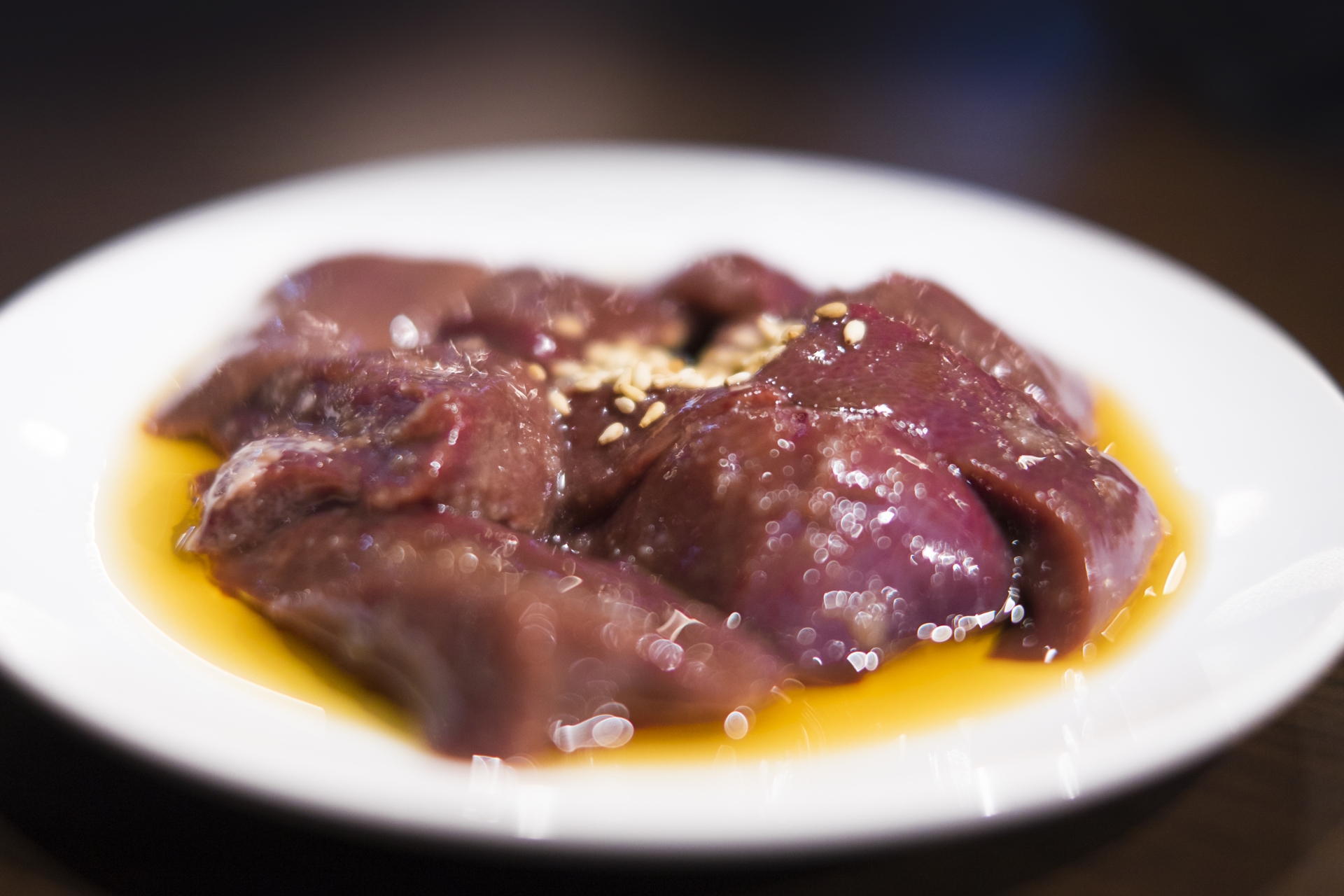 レバーとは 牛肉のどの部位のこと 焼肉マニアが解説 フードマニア Food Mania By 旭屋出版