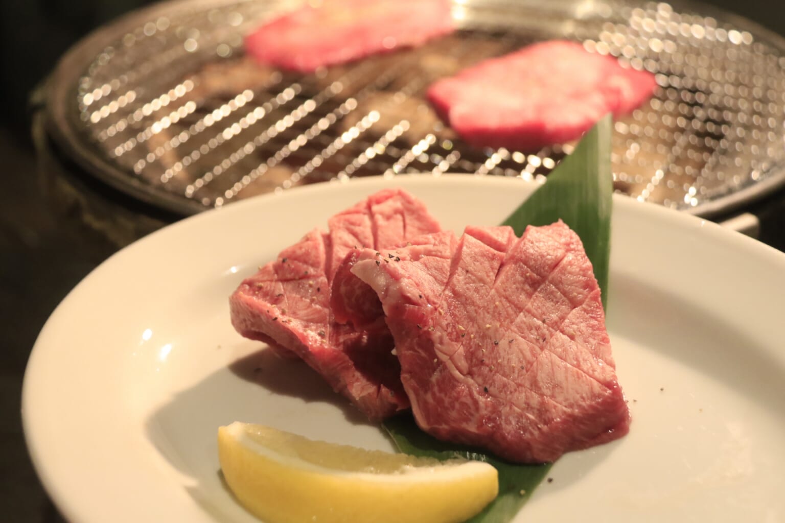 牛タンとは?タンモトやタンサキの違いを焼肉マニアが解説 - フードマニア Food Mania by 旭屋出版