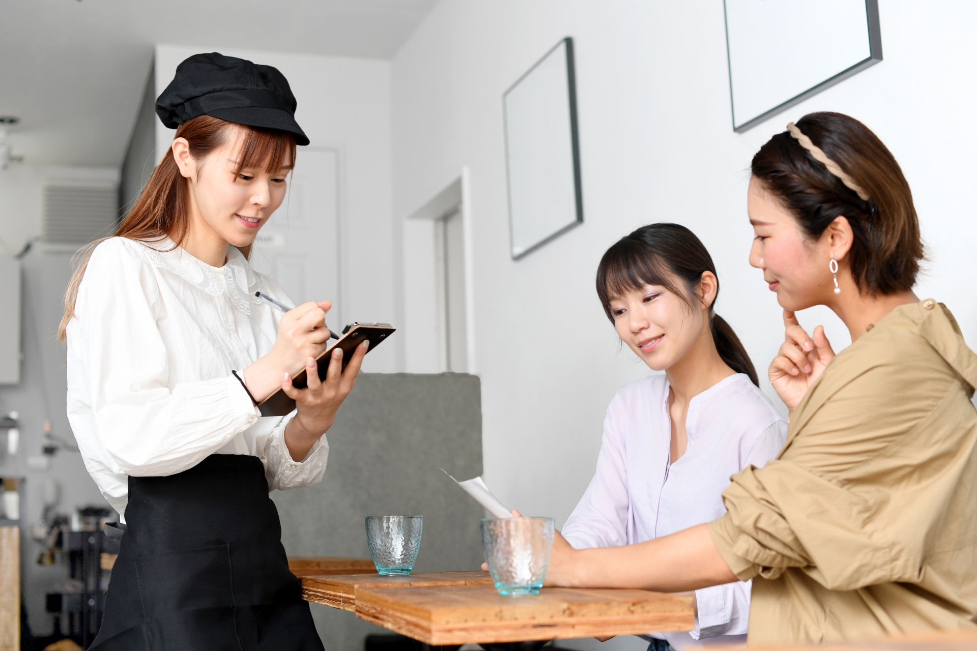 飲食店の接客で注文を受けるときに大事なこと・ダメなこと5選 - フード 