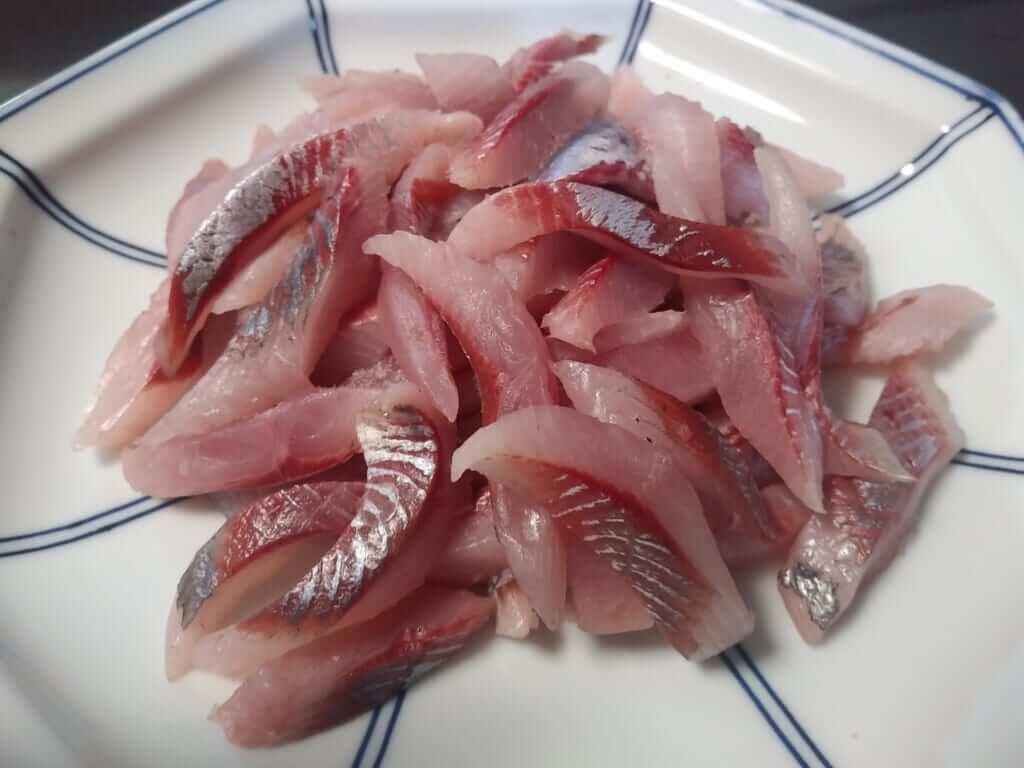 コハダの刺身とは 旬の時期も含めてすしマニアが解説 フードマニア Food Mania By 旭屋出版 コハダの刺身とは 旬の時期も含めてすしマニアが解説 フードマニア Food Mania By 旭屋出版