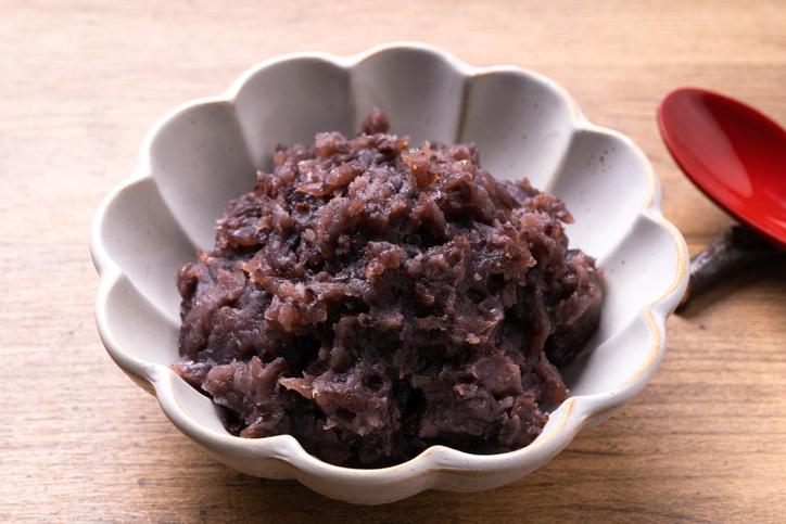 白あんとはどんなもの?黒あんなどとの違いは?お菓子マニア編集部がわかりやすく解説! - フードマニア Food Mania by 旭屋出版