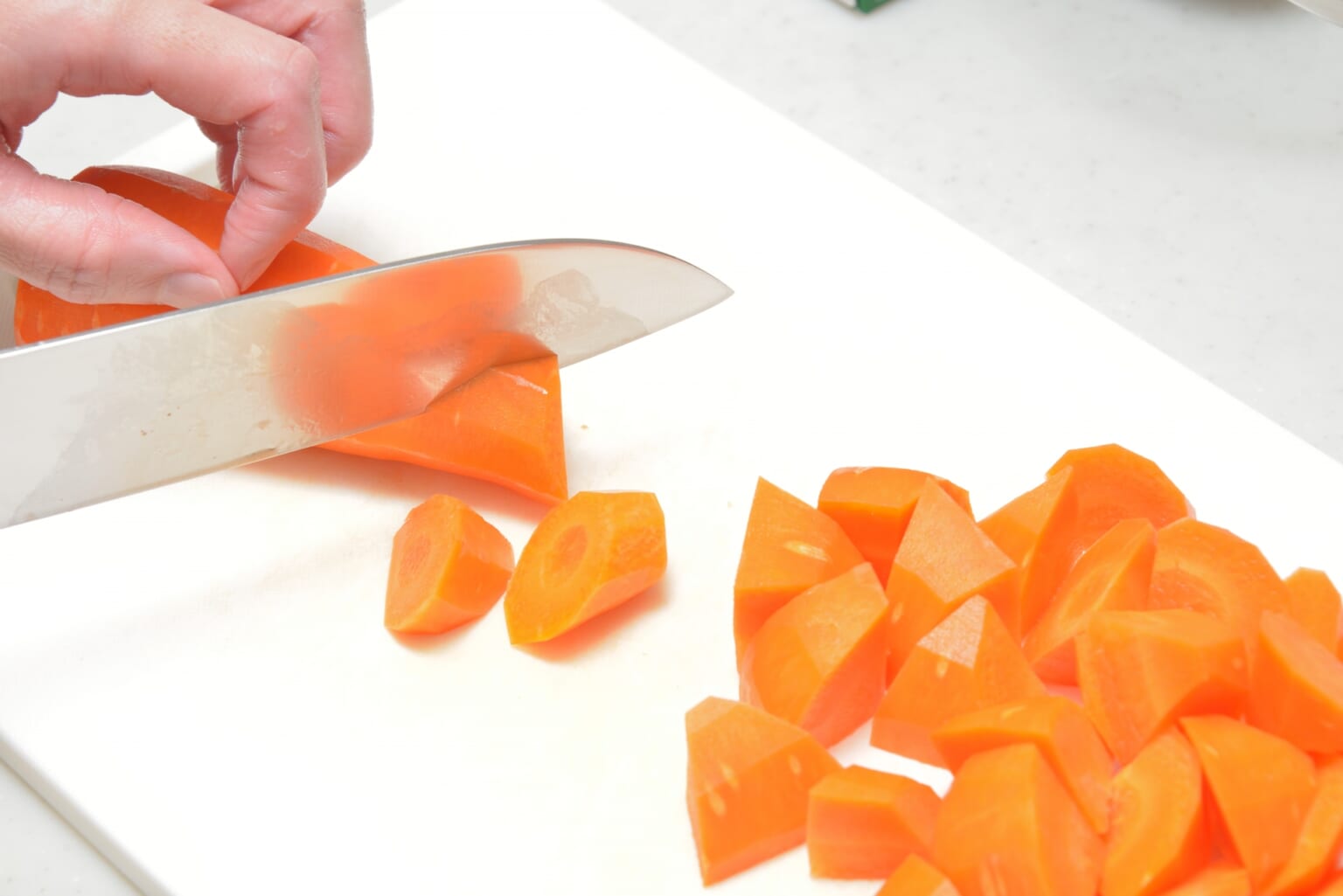 野菜ってどんな切り方があるの?基本の形を10種ご紹介!フードマニア編集部がわかりやすく解説 - フードマニア Food Mania by 旭屋出版