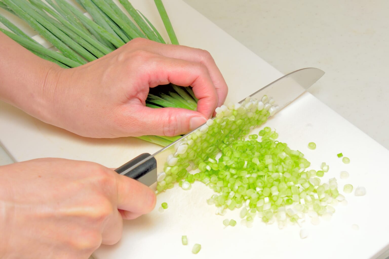 野菜ってどんな切り方があるの?基本の形を10種ご紹介!フードマニア編集部がわかりやすく解説 - フードマニア Food Mania by 旭屋出版
