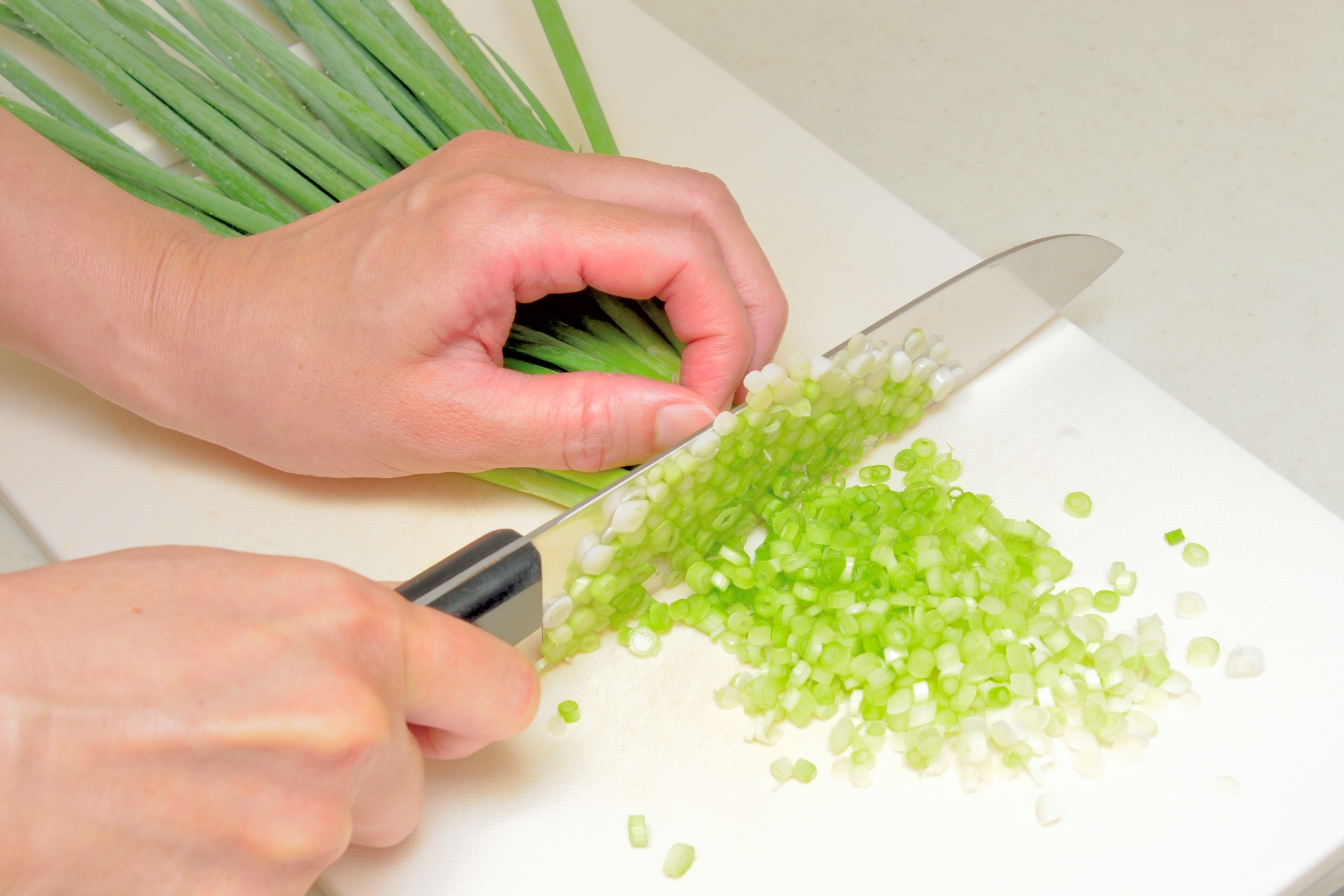 野菜ってどんな切り方があるの?基本の形を10種ご紹介!フードマニア編集部がわかりやすく解説 - フードマニア Food Mania by 旭屋出版
