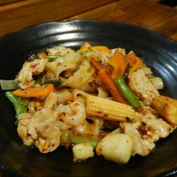 タイの麺料理であるパットキーマオ