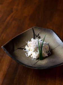 モッツァレラチーズと しらすの和え物